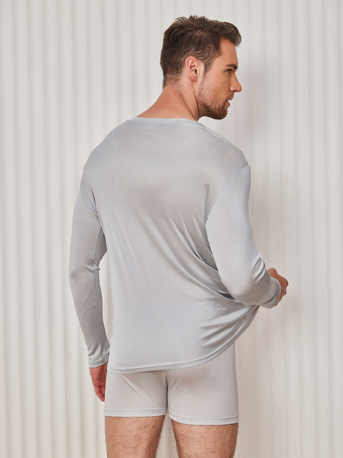 Mens V-Neck Long Sleeve Silk Knitted Tee