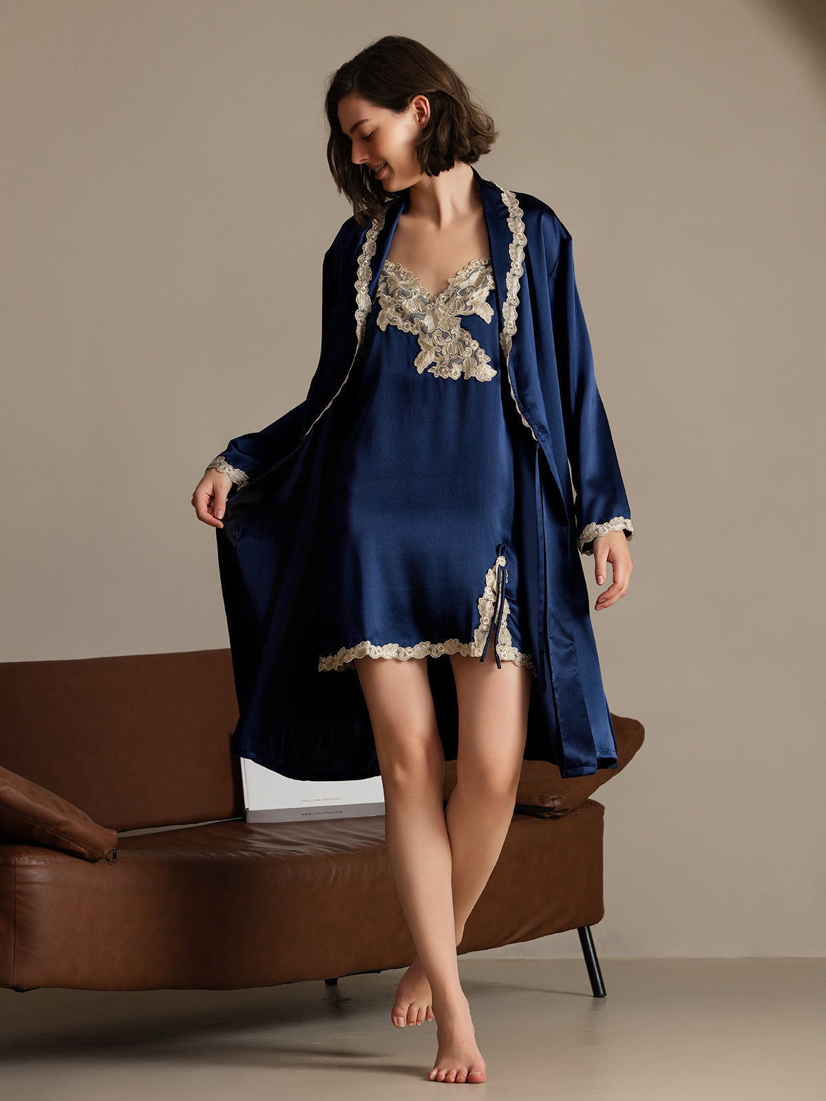 SilkSilky  Pure Silk Long Sleeve V Neck Nightgown&Robe Set DarkBlue 001